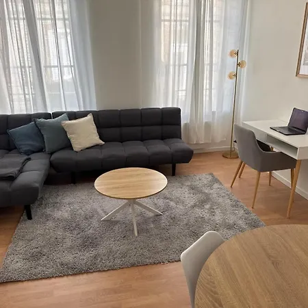 Voltaire Apartment